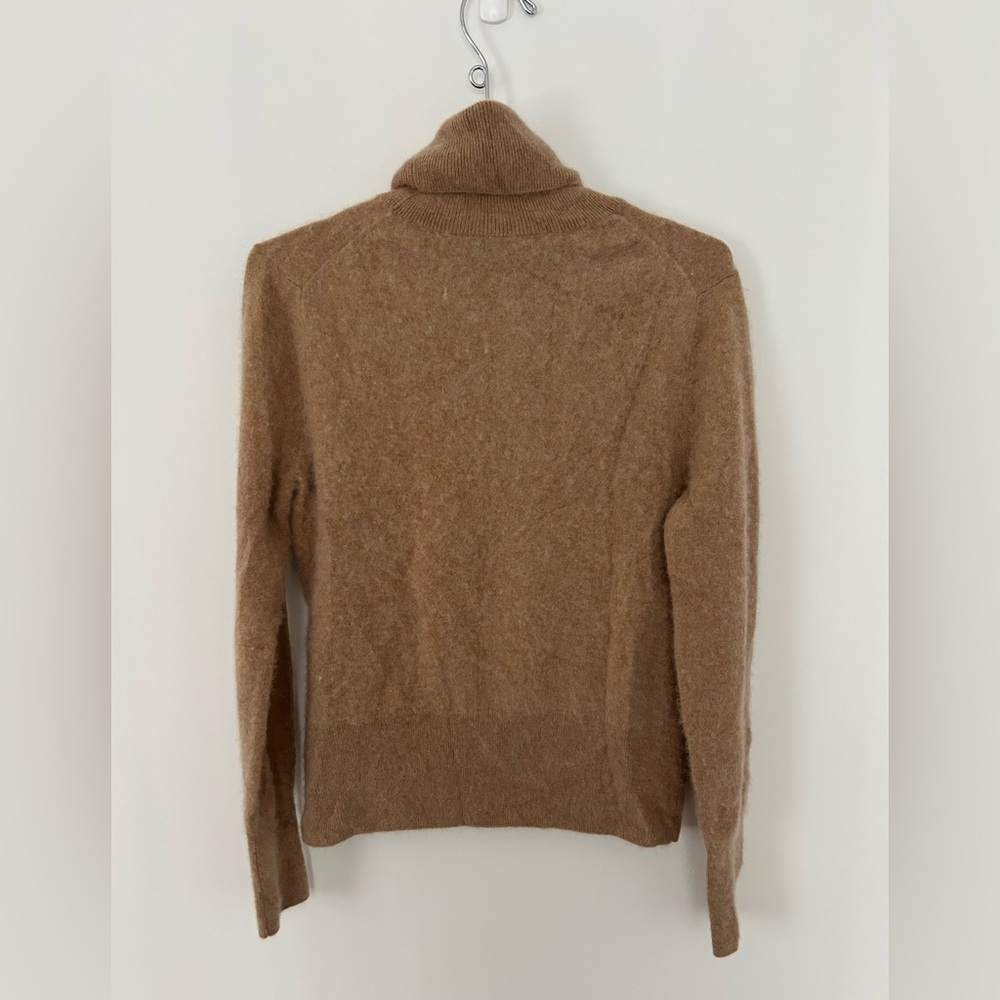 Banana Republic 100% cashmere turtleneck sweater - Picture 7 of 8
